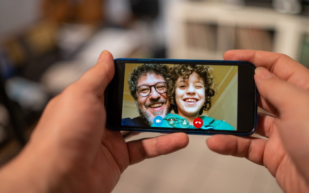 5G Mobile Solutions for Personal and Family Video Calls